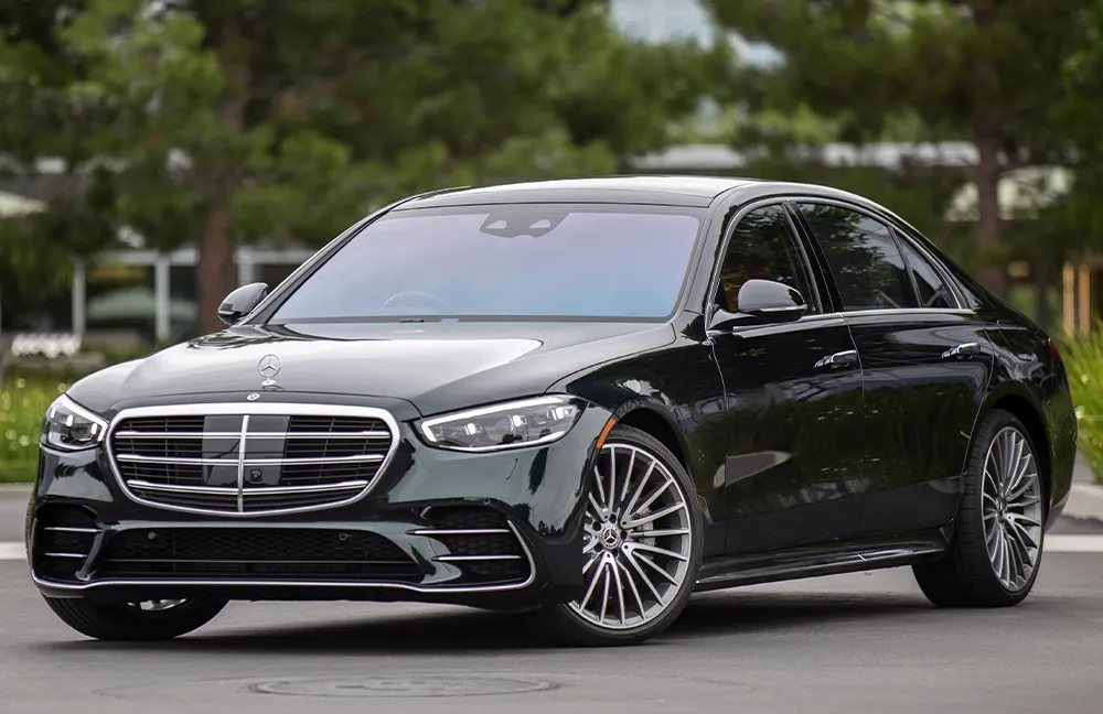 Mercedes S500 (Black), 2022