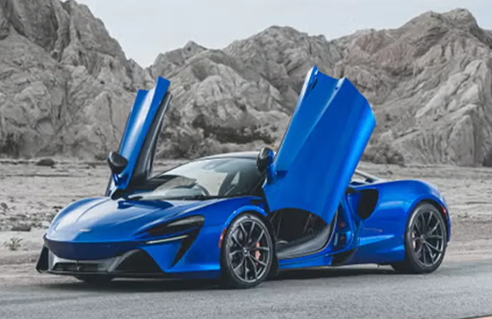 McLaren Artura (Blue), 2023