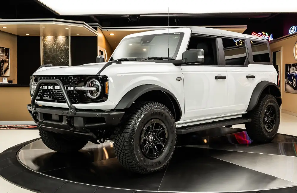Ford Bronco Wildtrack (White), 2022