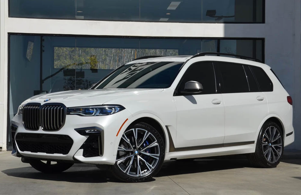 BMW X7 M50i
