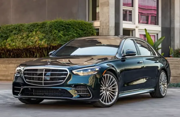 Mercedes S Class (Black), 2022