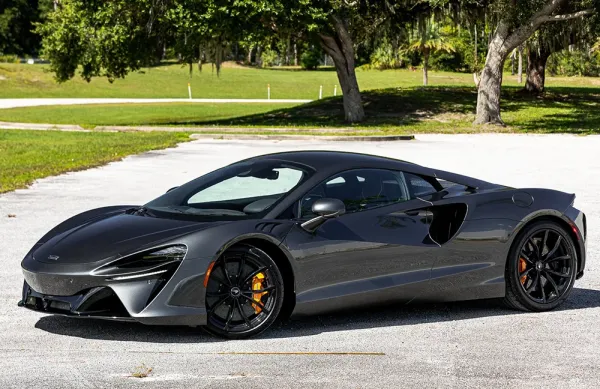 McLaren Artura Grey